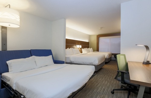 East Irondequoit Hotel | Holiday Inn Express Rochester NE- Irondequoit by IHG