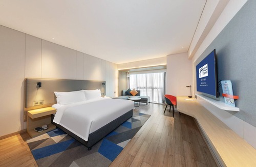 Shenzhen Hotel | Holiday Inn Express Shenzhen Haiyuan City by IHG