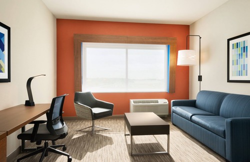 Beaver Dam Hotel | Holiday Inn Express & Suites Beaver Dam by IHG