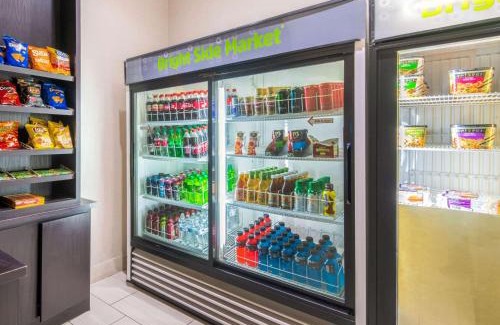 Ardmore Hotel | Holiday Inn Express & Suites - Ardmore by IHG