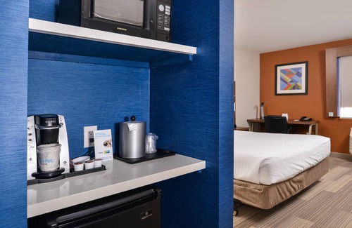 Westley Hotel | Holiday Inn Express Westley by IHG