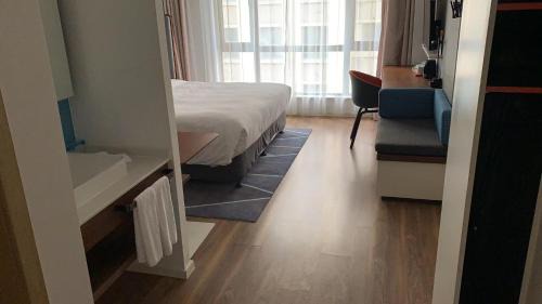 Zhangjiagang Hotel | Holiday Inn Express Zhangjiagang East by IHG