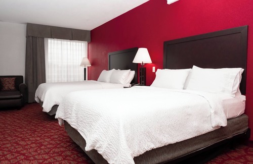 Yampertown Hotel | Holiday Inn Guin by IHG