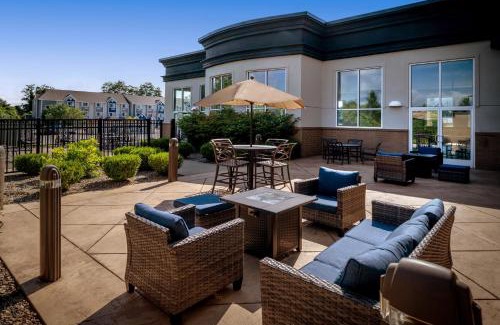 Sprague Hotel | Holiday Inn Hotel & Suites Beckley by IHG
