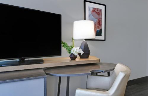 Cherry Hill Hotel | Holiday Inn Philadelphia-Cherry Hill by IHG