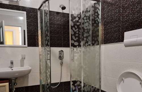 Vlore Apartment | Holiday One Bedroom Sea View Apartment Vlore
