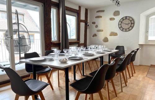 Blaubeuren Apartment | Holiday&Stay Apartment Big Blue Beamer 10 Personen