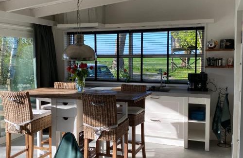 Schellinkhout House | Holidayhome Geuzenhoeve op de Munnickaij