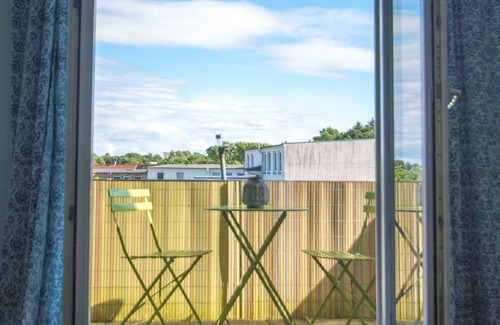 Nordstadt Apartment | Holidays in a historic city villa, dogs are welcome, incl. Parking & WiFi