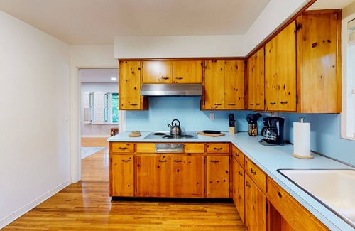 Lakeland House | Hollingsworth Place | House in Lakeland near Lake Hollingsworth with a yard