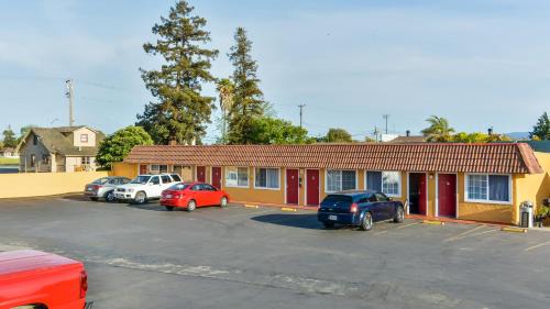 Hollister Hotel | Hollister Inn