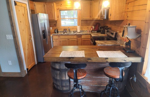 Heber Springs Cabin | Hollyn's House: 2 BR, 1 BA Cabin or Bungalow in Heber Springs, Sleeps 4
