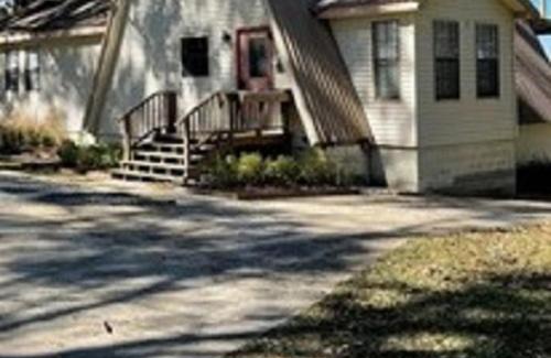 Zwolle House | Holy Toledo-Larkspur Lodge
