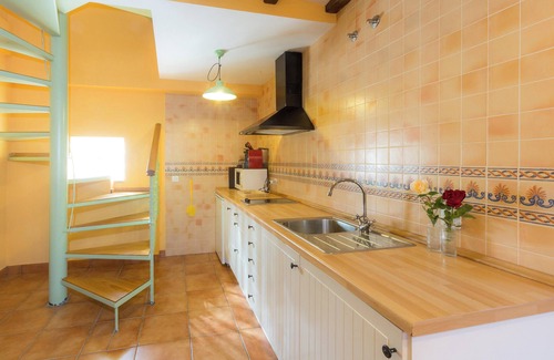 Fresneda de la Tiron House | Homerez - House in Fresneda de la Sierra Tirón.