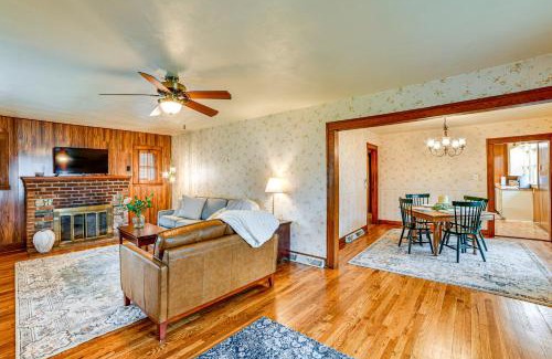 Vestal House | Home 7 Mi to Binghamton University!