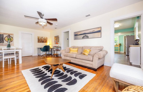 Georgian Acres House | Home Away from Home 3BR house in fabulous Austin