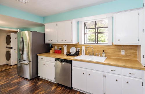 Georgian Acres House | Home Away from Home 3BR house in fabulous Austin