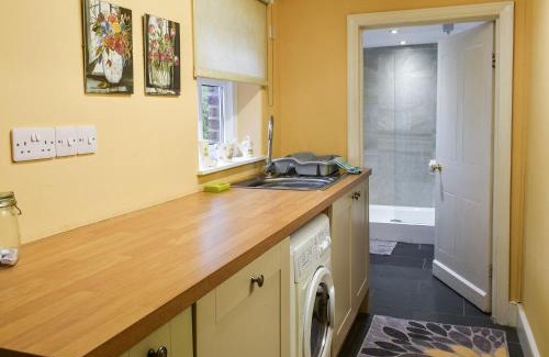 Hovingham House | Home Cottage