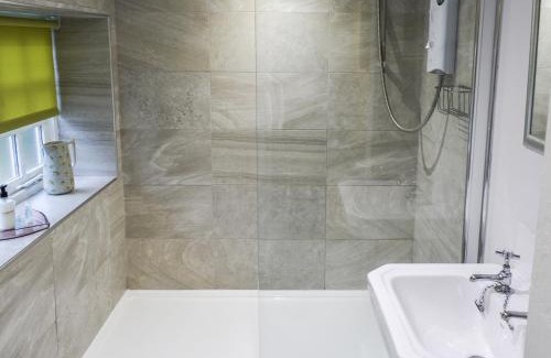 Hovingham House | Home Cottage