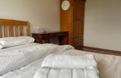 Laverton Villa | Home in Laverton 19 Minutes to Melbourne CBD