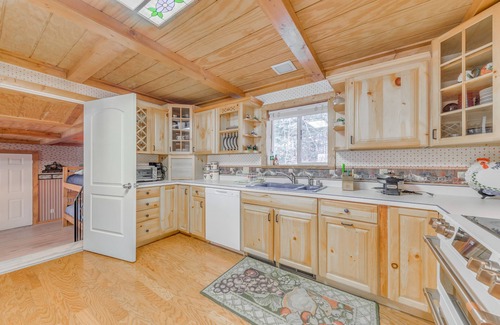 Bear Park House | Home Near Lincoln National Forest w/Private Sauna