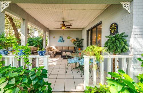 Putnam Hall House | Home on Lake Hutchinson with Dock!