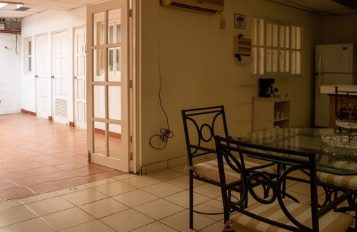 Managua House | Home Perfect for Families or Groups, 3BR with AC