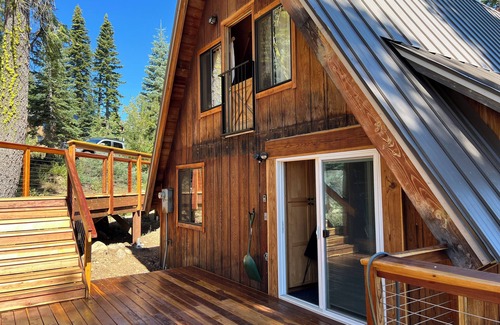 Bear Valley House | HOME RUN - Experience Year-Round Bliss at our Bear Valley Ski Retreat!