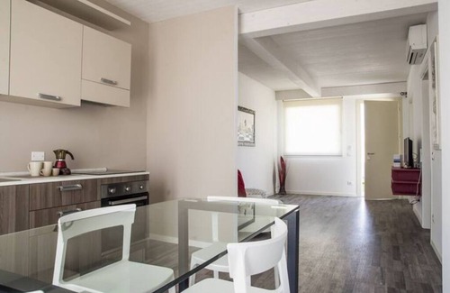 Salionze Apartment | Home Suites Home - Peperoncino - 1.6 km from Peschiera del Garda