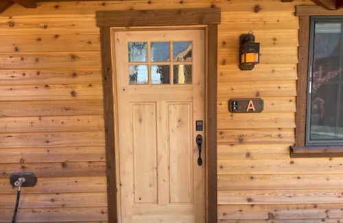 Grants Pass House | Home Theater - Gamer Ready! Suite A