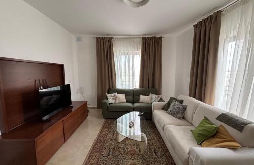 Qormi Apartment | Home Vibes II