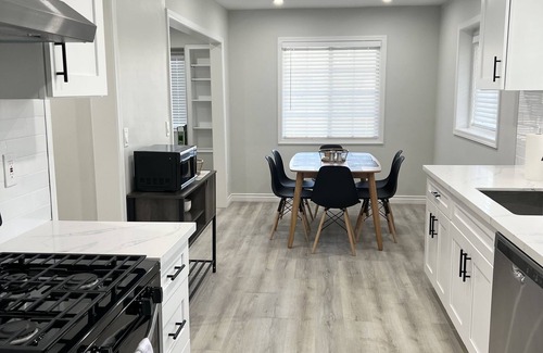 Mount Wilson House | Home w/Pool near LA/Disneyland/Universal/Beaches