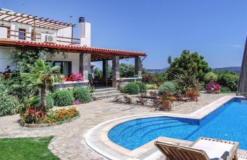 Pemonia House | Home with Garden & Pool for All