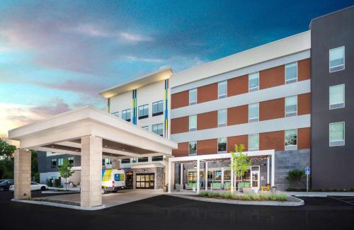 South Loop Hotel | Home2 Suites By Hilton Minneapolis-Mall of America