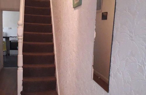 Northenden House | Homely 4-bed House in Manchester