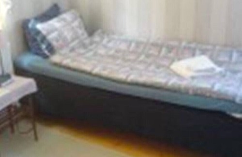 Vaxjo Bed & Breakfast | Homely and cozy rooms at Bed & Breakfast in quiet and charming neighborhood