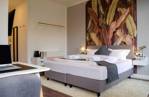 Sendlinger Feld Apartment | HOMELY STAY Studio 7 - Elegant Self-Check-In Studio for Urban Travelers