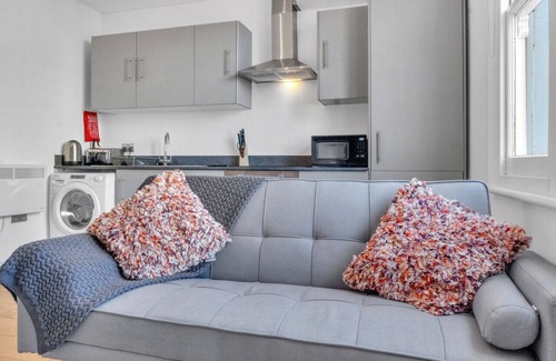 Thamesfield Apartment | homely West London Putney Flat