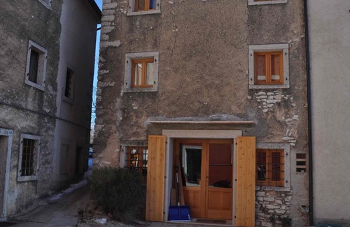 Lusiana Villa | Homeofsalt in Borgo Vitarolo