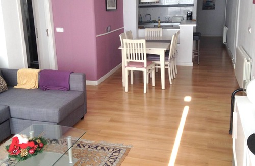 Mestalla Apartment | Homerez - Amazing appartement 3 km away from the beach for 6 ppl. at València
