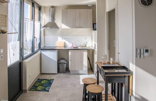Abondant Apartment | Homerez - Amazing studio for 2 ppl. with terrace at Abondant