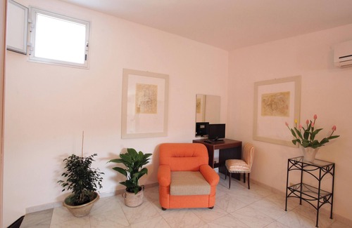 Ragusa Apartment | Homerez - Apartment with Terrace - Ragusa, 70 m²
