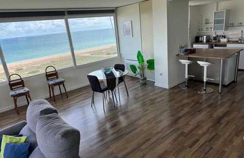 Pobles del Sud Apartment | Homerez - Apt in Valencia sea view