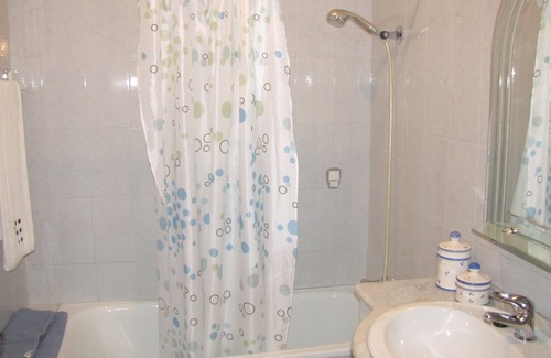 Fao Apartment | Homerez - Beautiful appartement for 4 ppl. with balcony at Fão