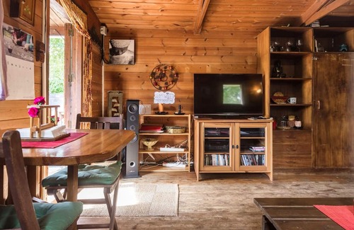 Uceda House | Homerez - Beautiful house for 6 ppl. with garden at Penarrubia, Uceda