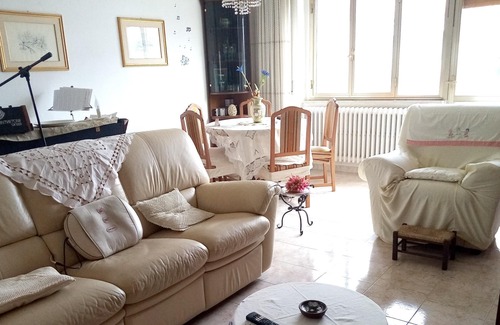 Castel di Ieri Apartment | Homerez - Big apartement for 10 ppl. with terrace at Castel di Ieri