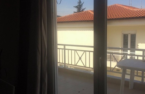 Thermi Apartment | Homerez - Bright Apartment Thermi + Terrace + 105 m²