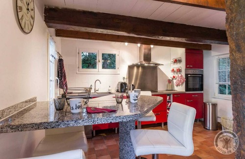 Annebault House | Homerez - Charming house in Annebault with fenced garden and barbecue