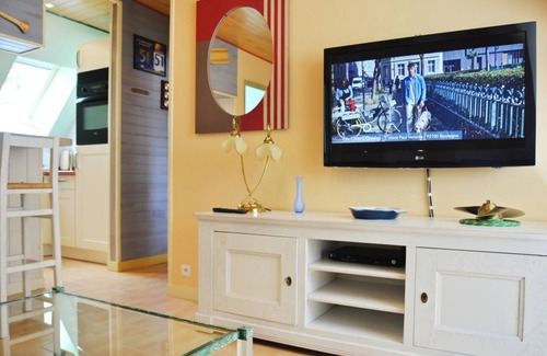 Plomelin Apartment | Homerez - Charming House in Plomelin with Garden