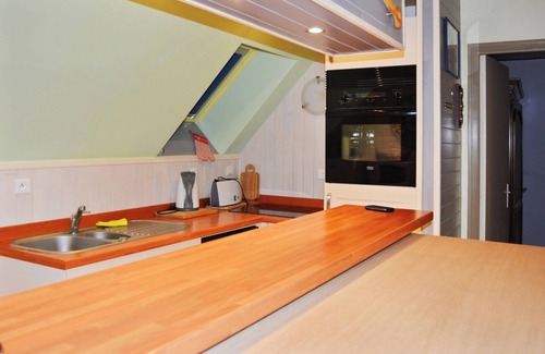 Plomelin Apartment | Homerez - Charming House in Plomelin with Garden